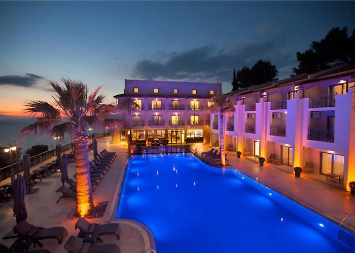 Neopol Hotel Deluxe