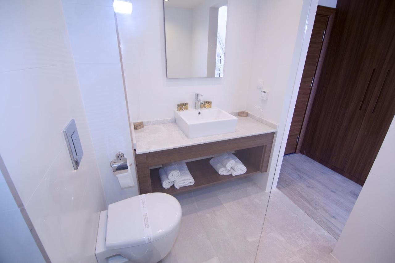 Neopol Otel 3*