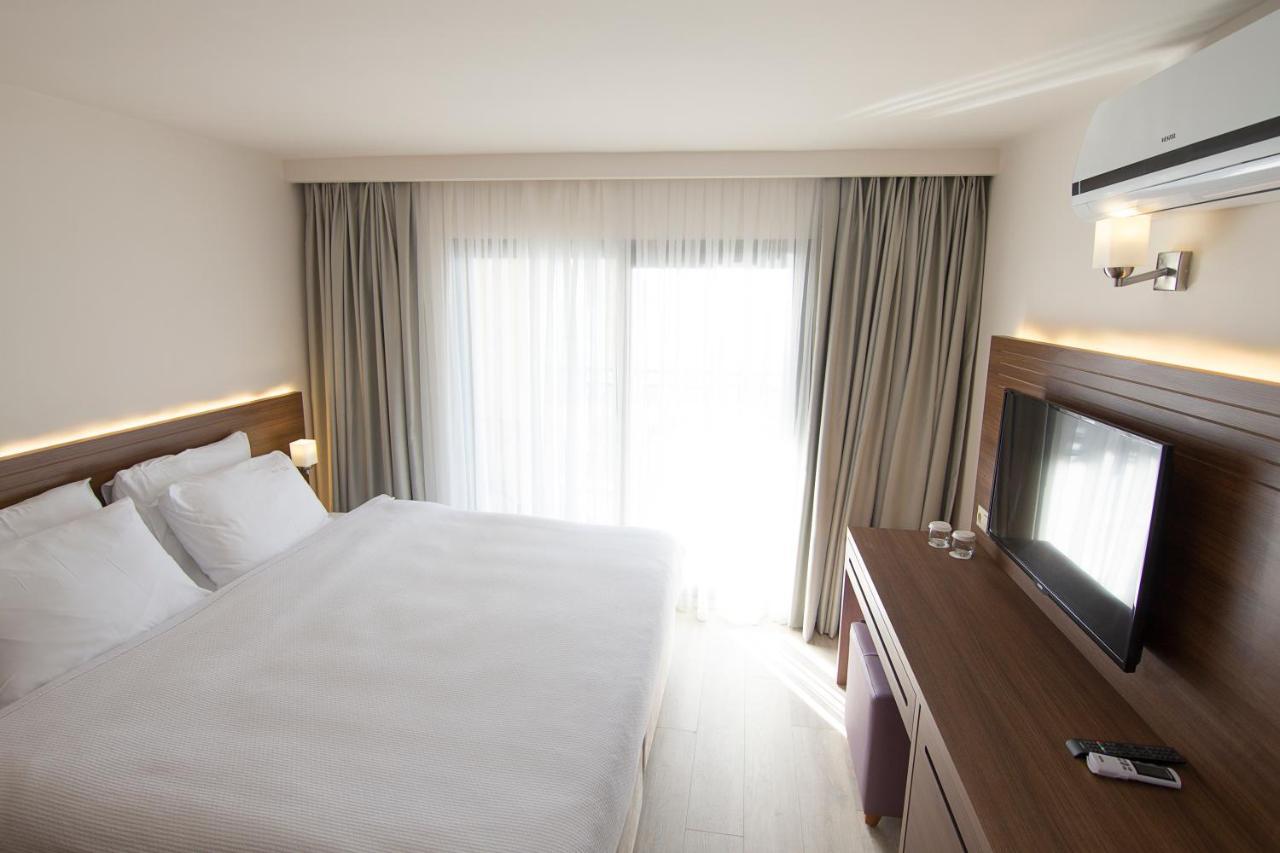 Otel Neopol 3*