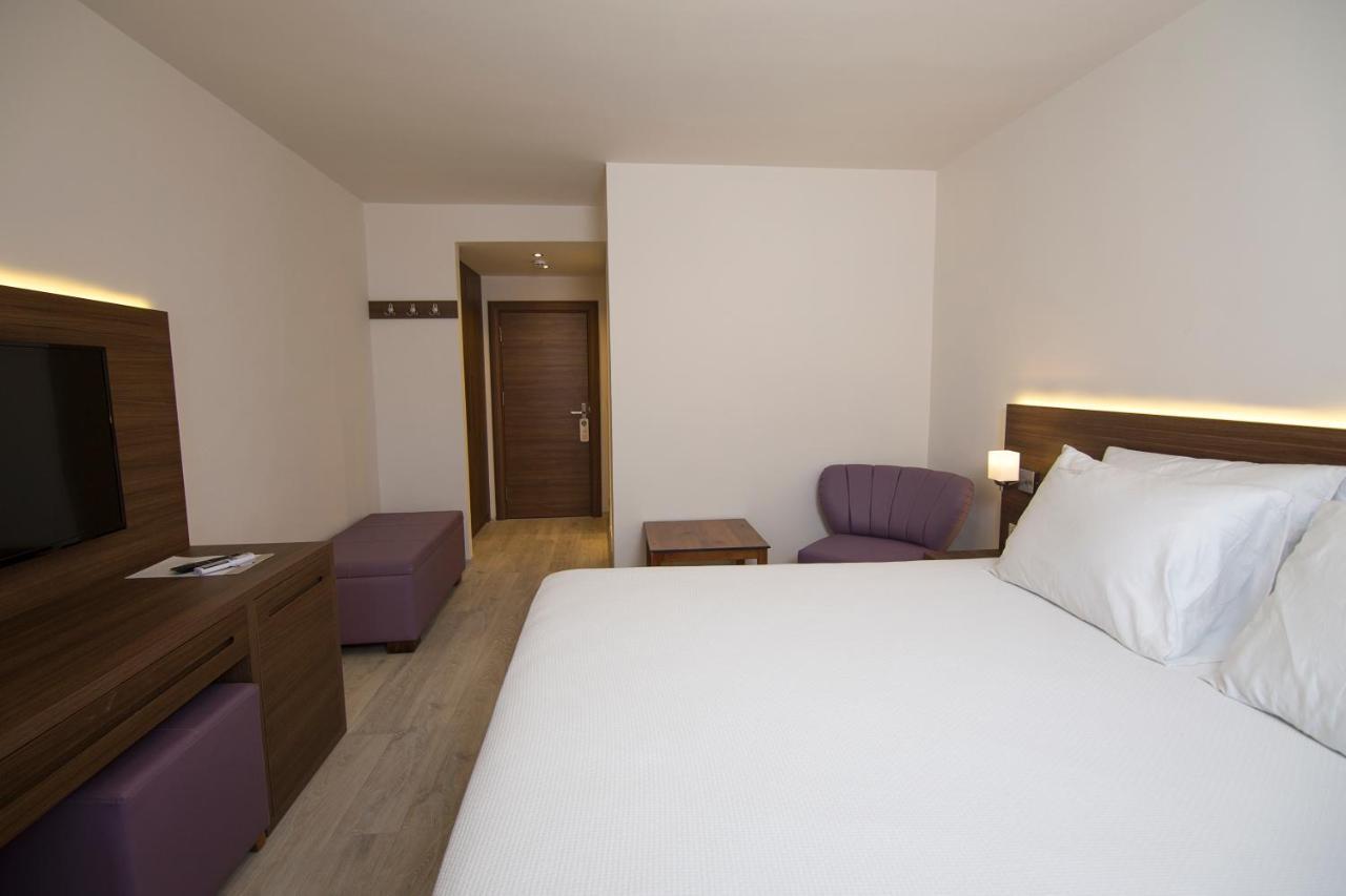 Neopol Otel 3*